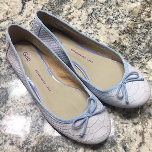 Gap ballet shoe